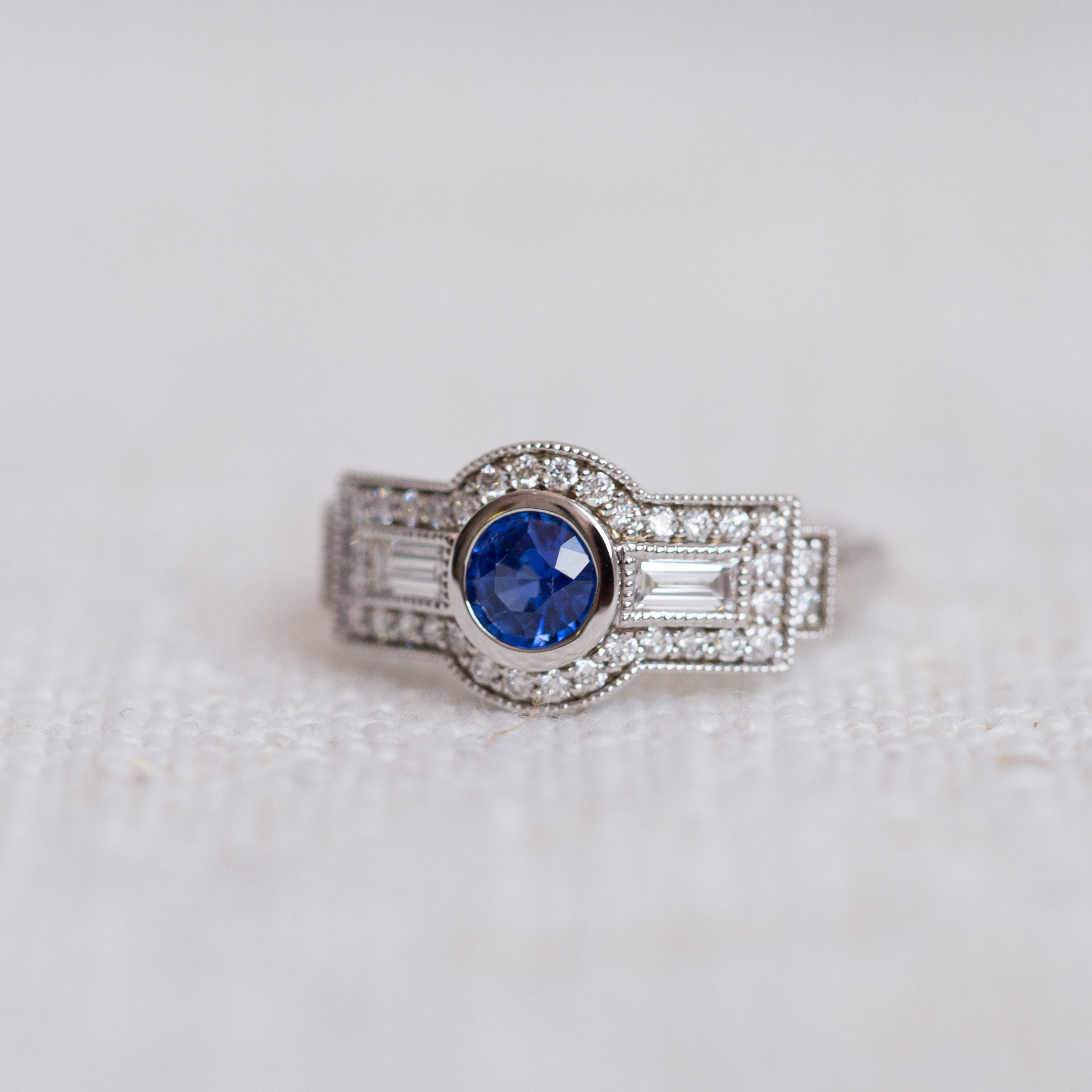 "Deco" 9K White Gold & Blue Sapphire Ring